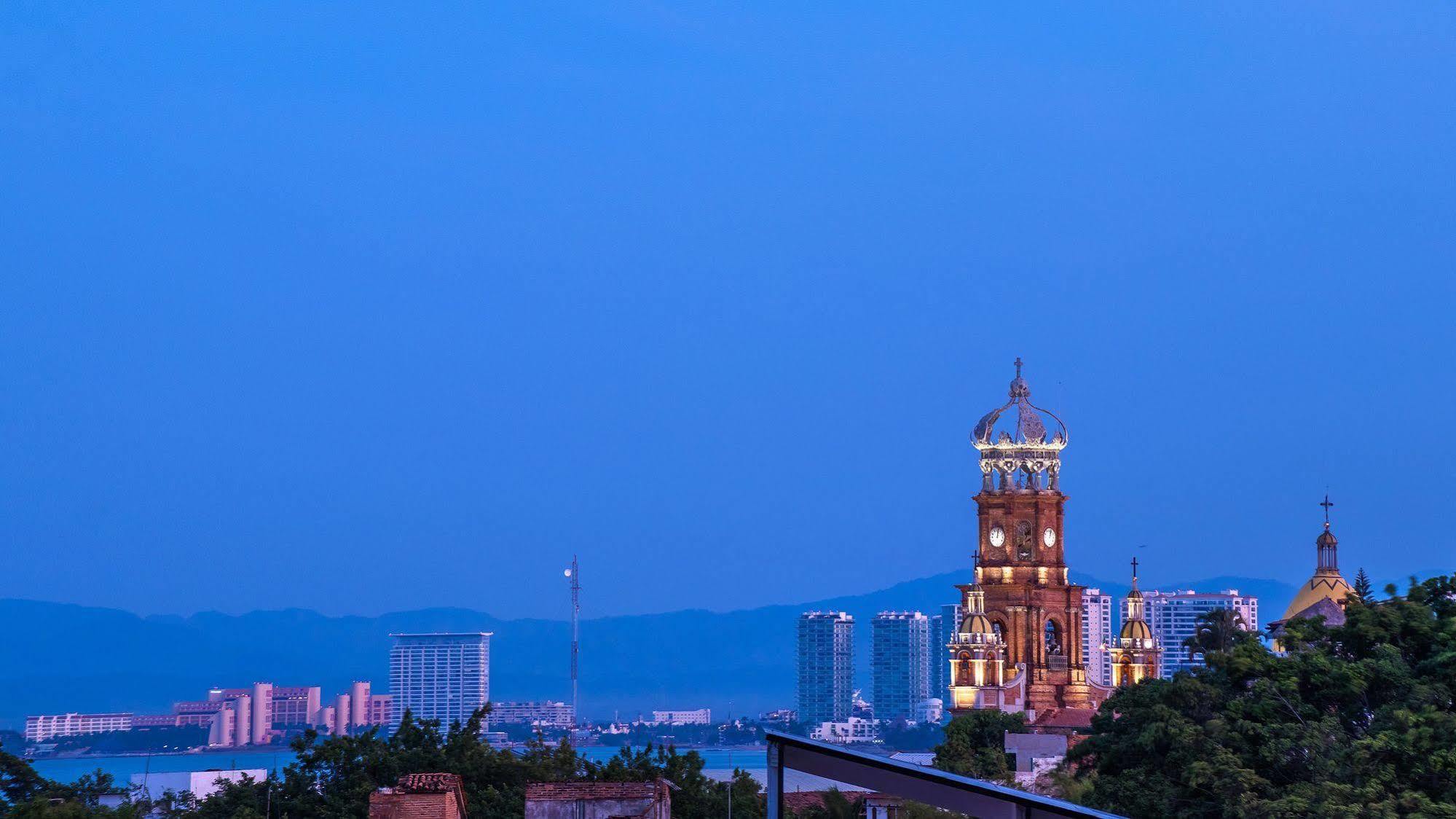 Hotel Hacienda De Vallarta Centro Пуэрто-Вальярта Экстерьер фото